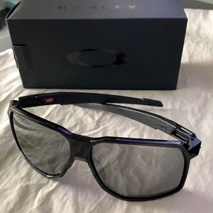 Polarized Oakley Portal Sunglasses